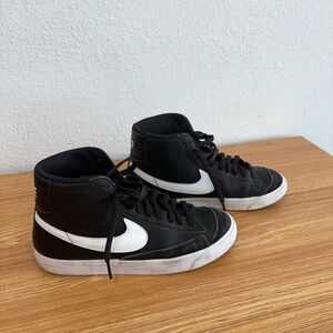 Nike Black and White Classic Sneakers
